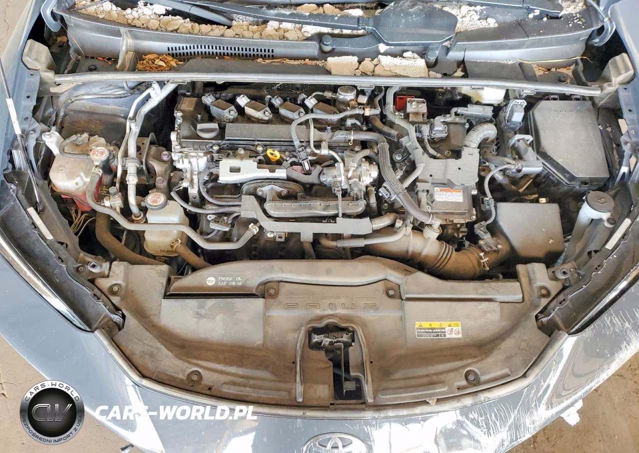 2024 Toyota Prius Le VIN:JTDACAAUXR3016527 - 11
