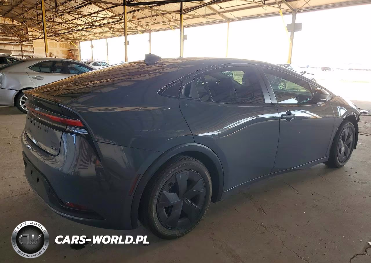 2024 Toyota Prius Le VIN:JTDACAAUXR3016527 - 3