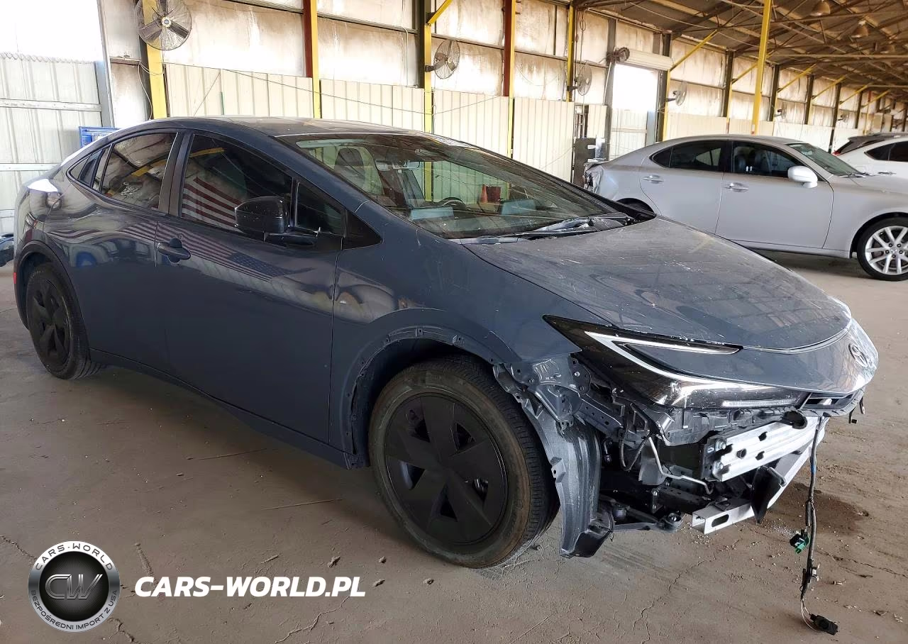 2024 Toyota Prius Le VIN:JTDACAAUXR3016527 - 4