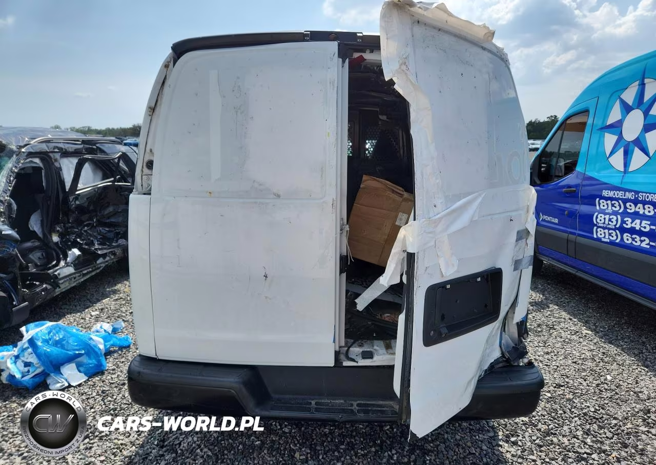 2021 Chev Express G2500 VIN:1GCWGAFPXM1266450 - 6