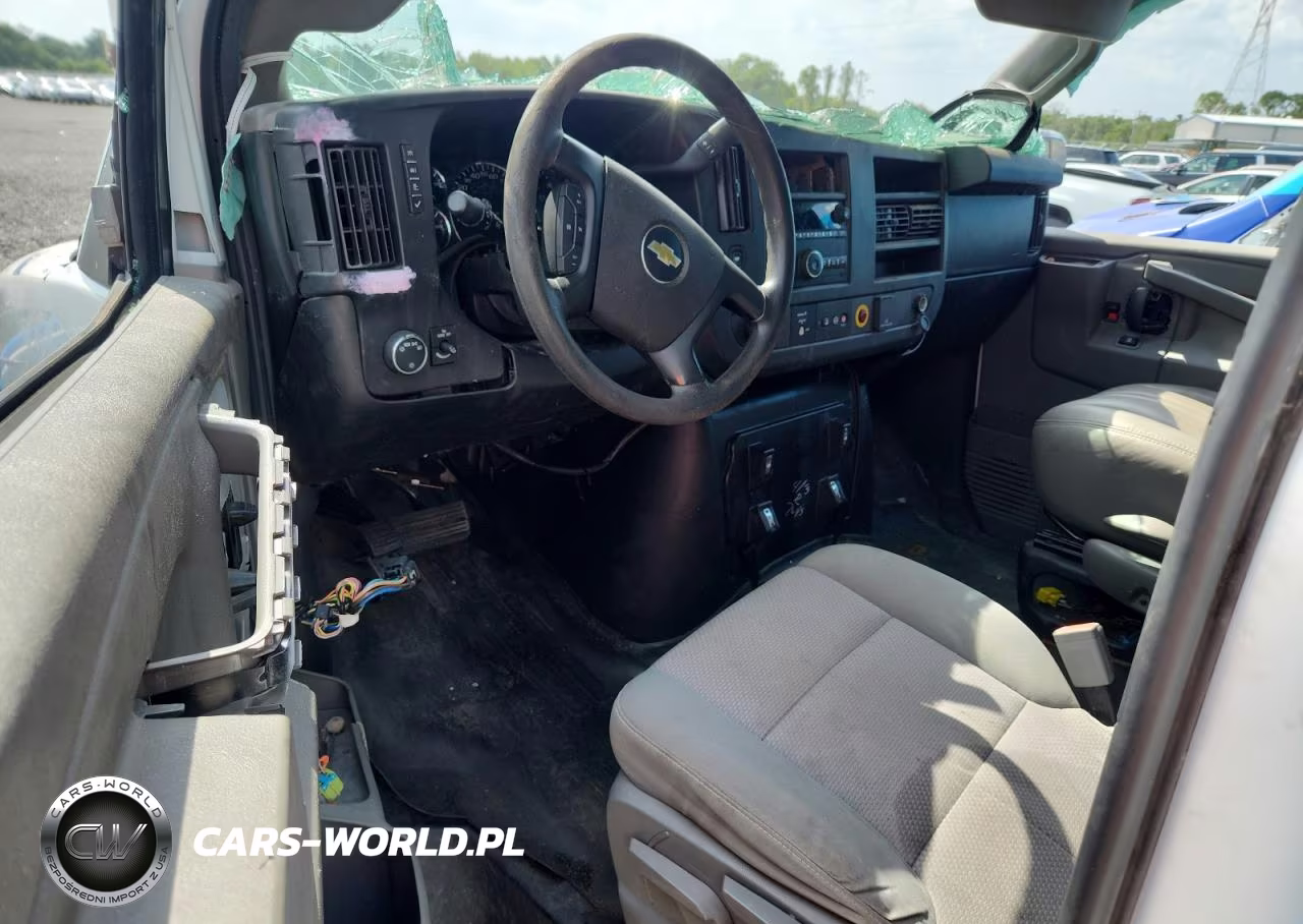 2021 Chev Express G2500 VIN:1GCWGAFPXM1266450 - 8
