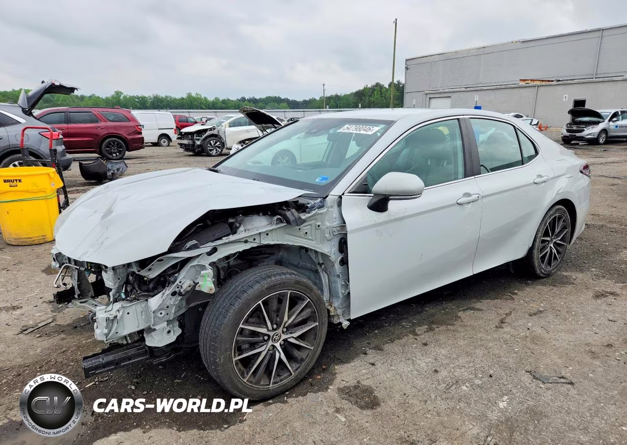 2022 Toyota Camry Se – zdjęcie 1 z 12