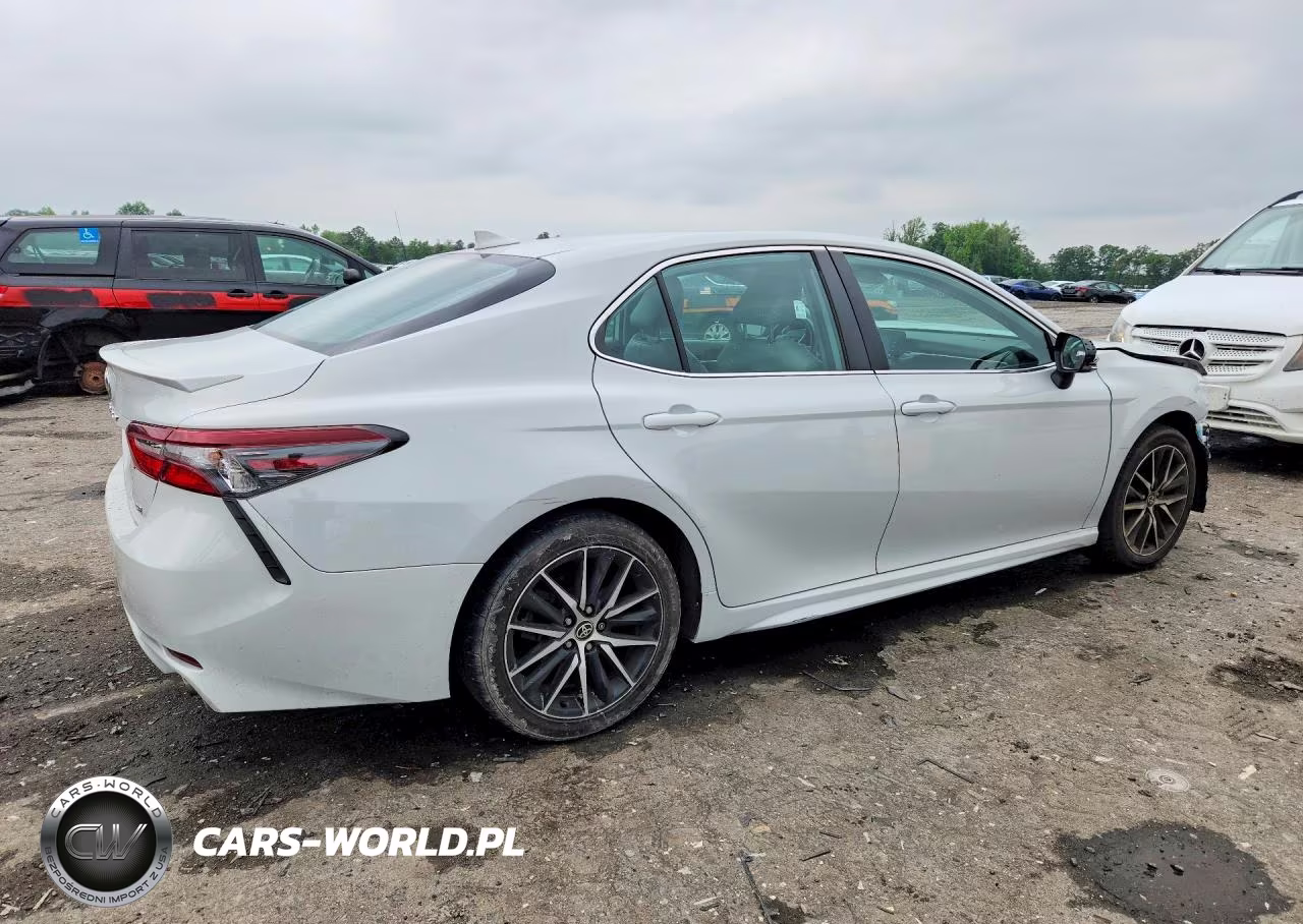 2022 Toyota Camry Se VIN:4T1G11AK1NU043419 - 3