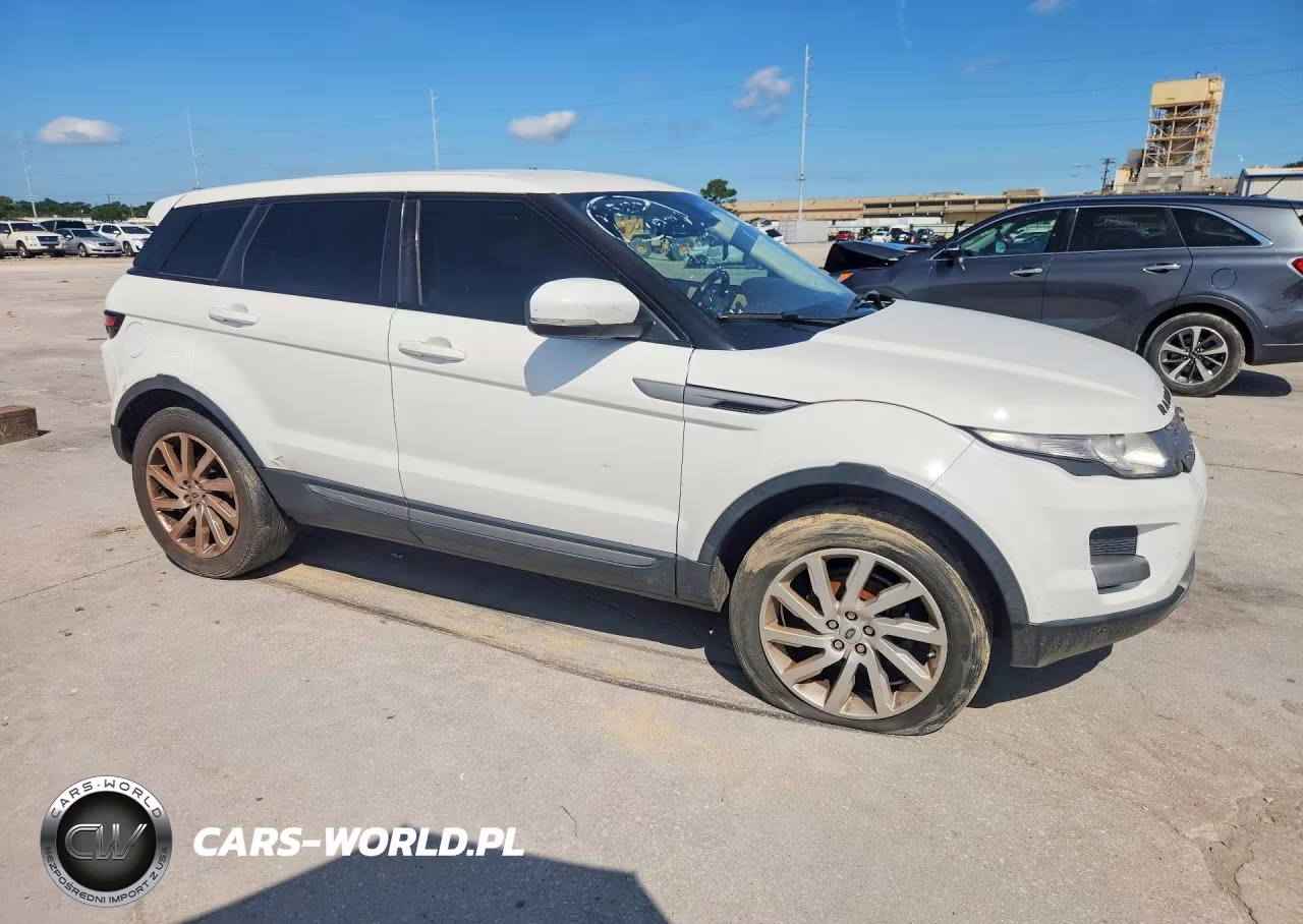 2013 Land Rover Range Rover Evoque Pure VIN:SALVN2BG0DH734540 - 4