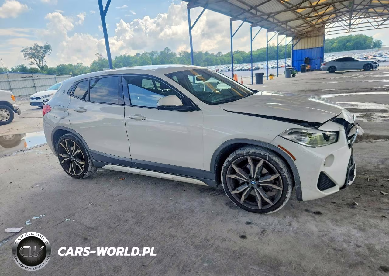 2018 BMW X2 Sdrive28I VIN:WBXYJ3C38JEJ91312 - 4