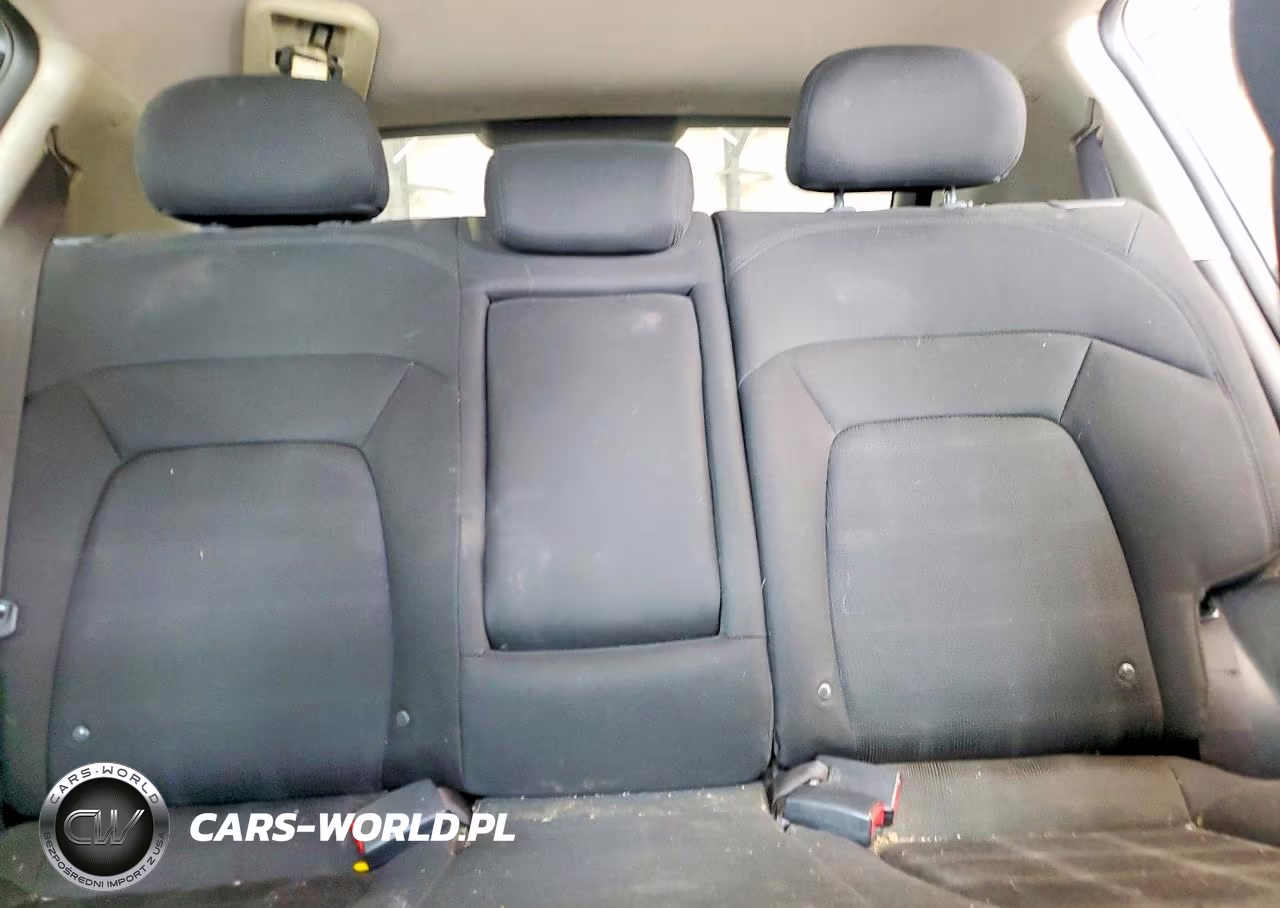 2011 Kia Sportage Lx VIN:KNDPBCA2XB7153330 - 10