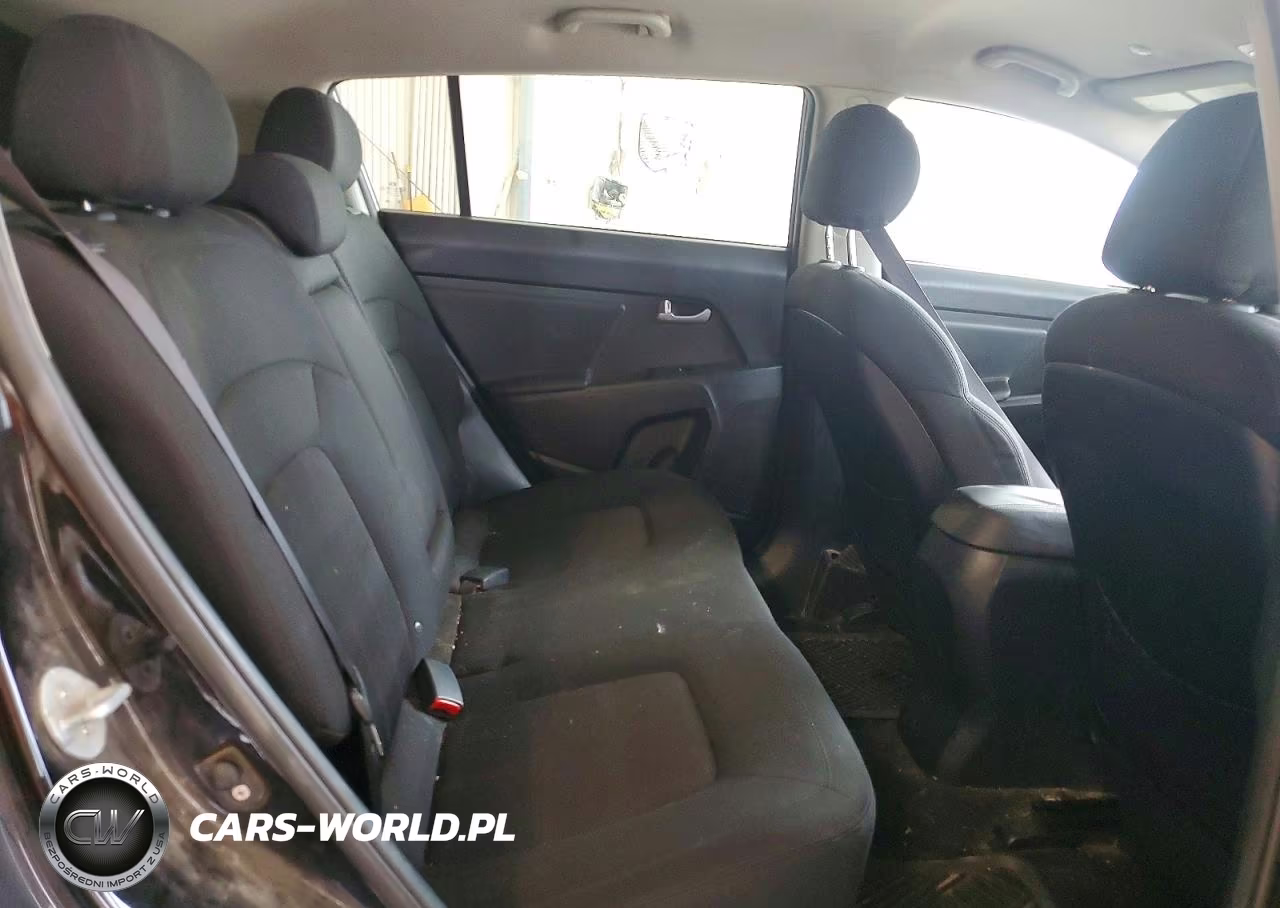 2011 Kia Sportage Lx VIN:KNDPBCA2XB7153330 - 11