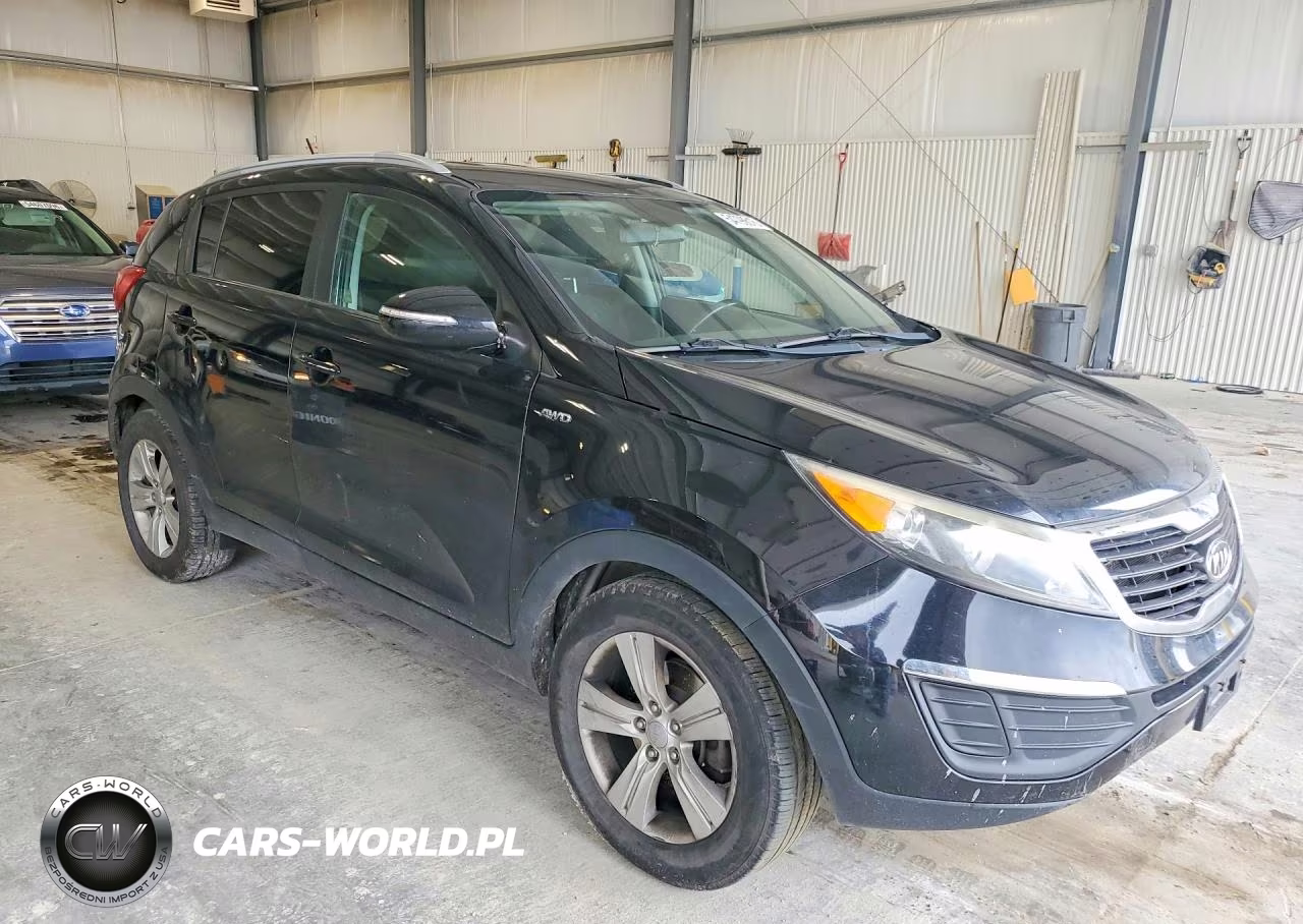 2011 Kia Sportage Lx VIN:KNDPBCA2XB7153330 - 4