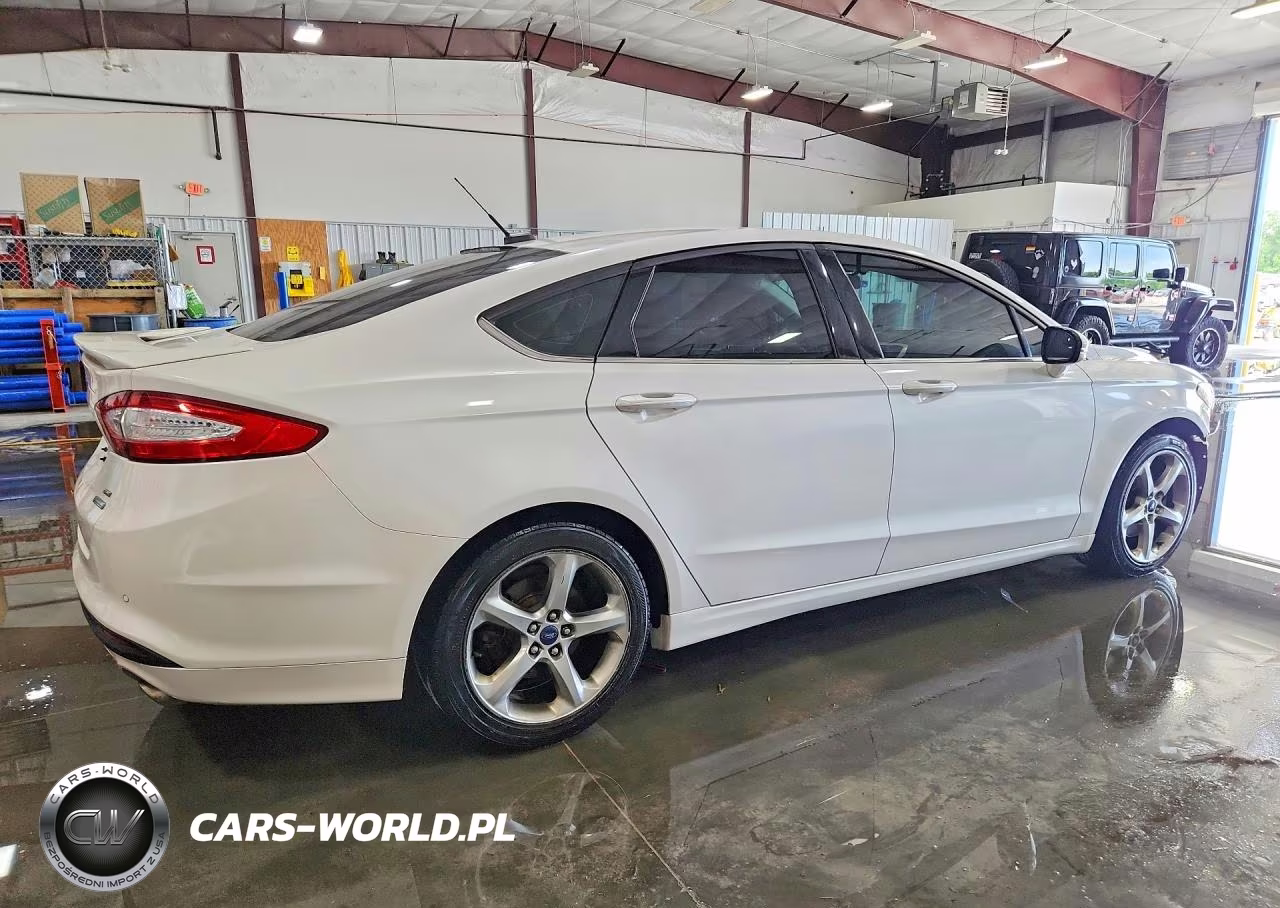 2015 Ford Fusion Se VIN:3FA6P0HD7FR127498 - 3