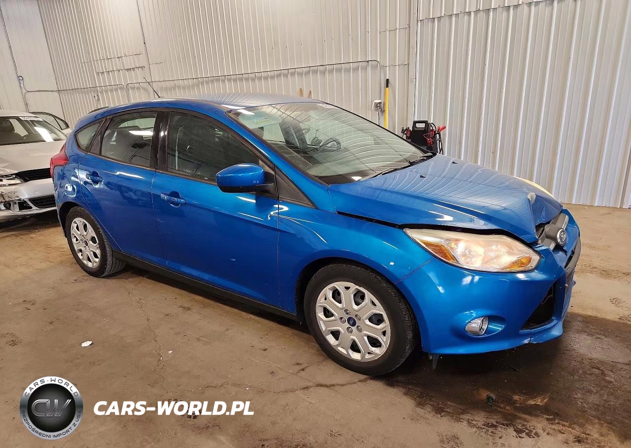 2012 Ford Focus Se VIN:1FAHP3K25CL282532 - 4