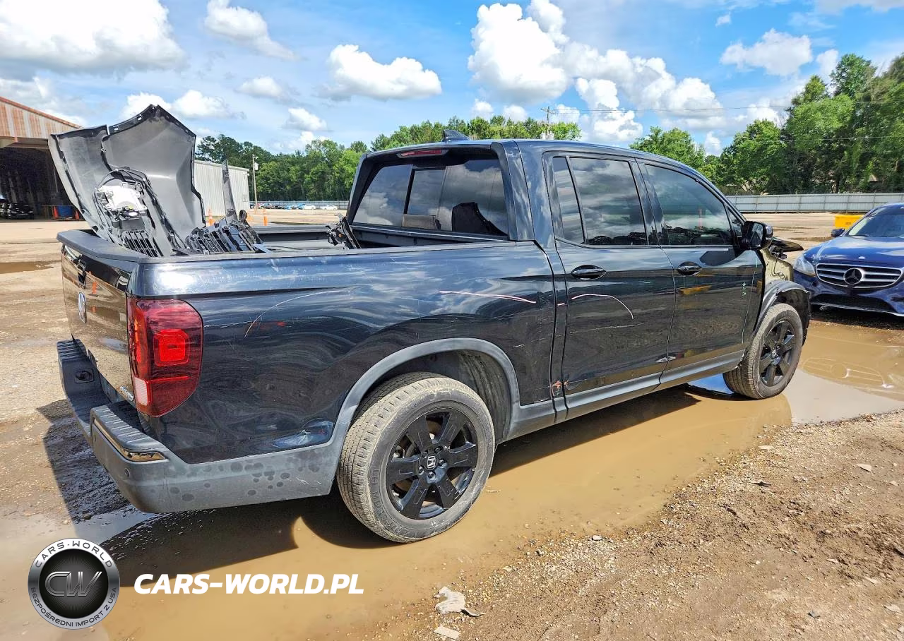 2020 Honda Ridgeline Black Edition VIN:5FPYK3F85LB021810 - 3