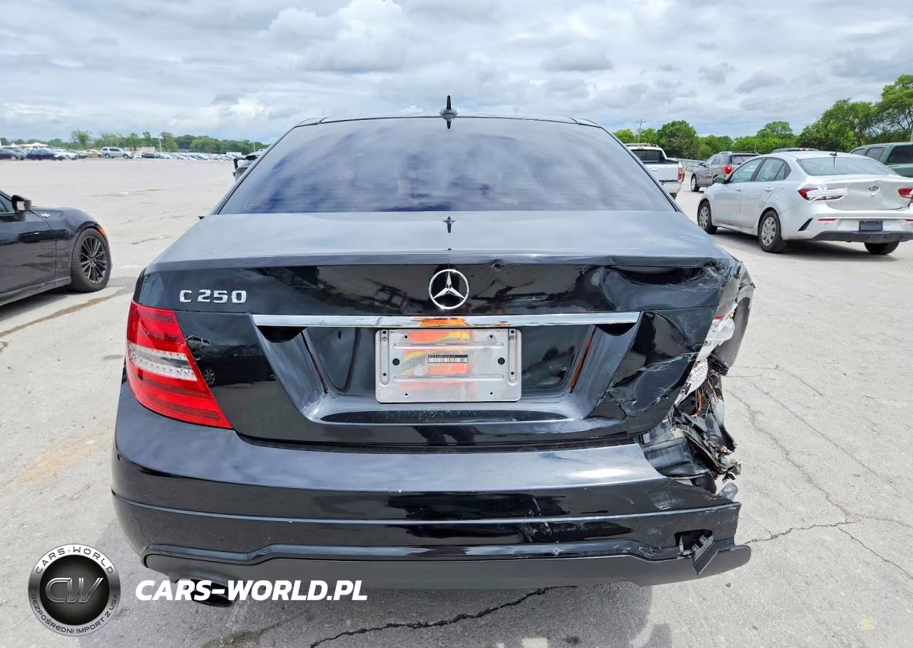 2014 Mercedes-Benz C 250 VIN:WDDGF4HB2EA965119 - 6