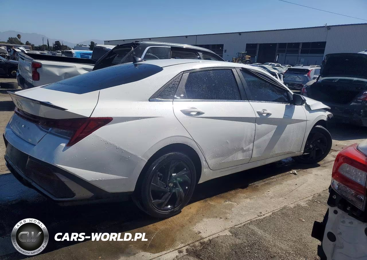 2026 Hyundai Elantra Sel Sport Premium VIN:KMHLS4DG1TU118699 - 3