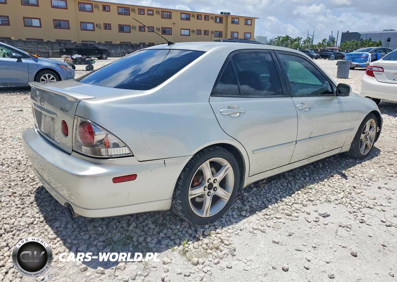 2003 Lexus Is 300 VIN:JTHBD192X30077677 - 3
