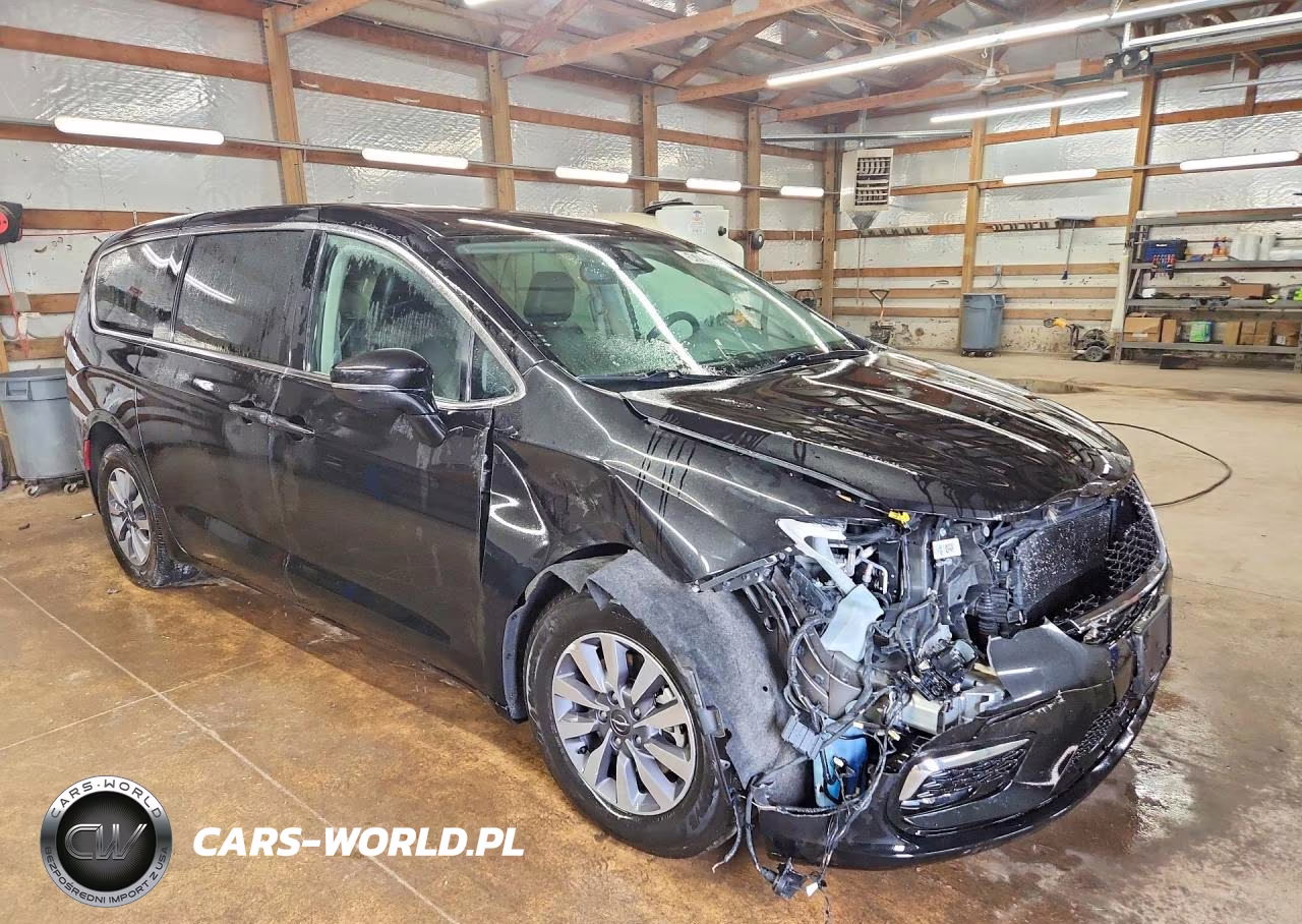 2024 Chrysler Pacifica Hybrid Select VIN:2C4RC1S74RR174526 - 4
