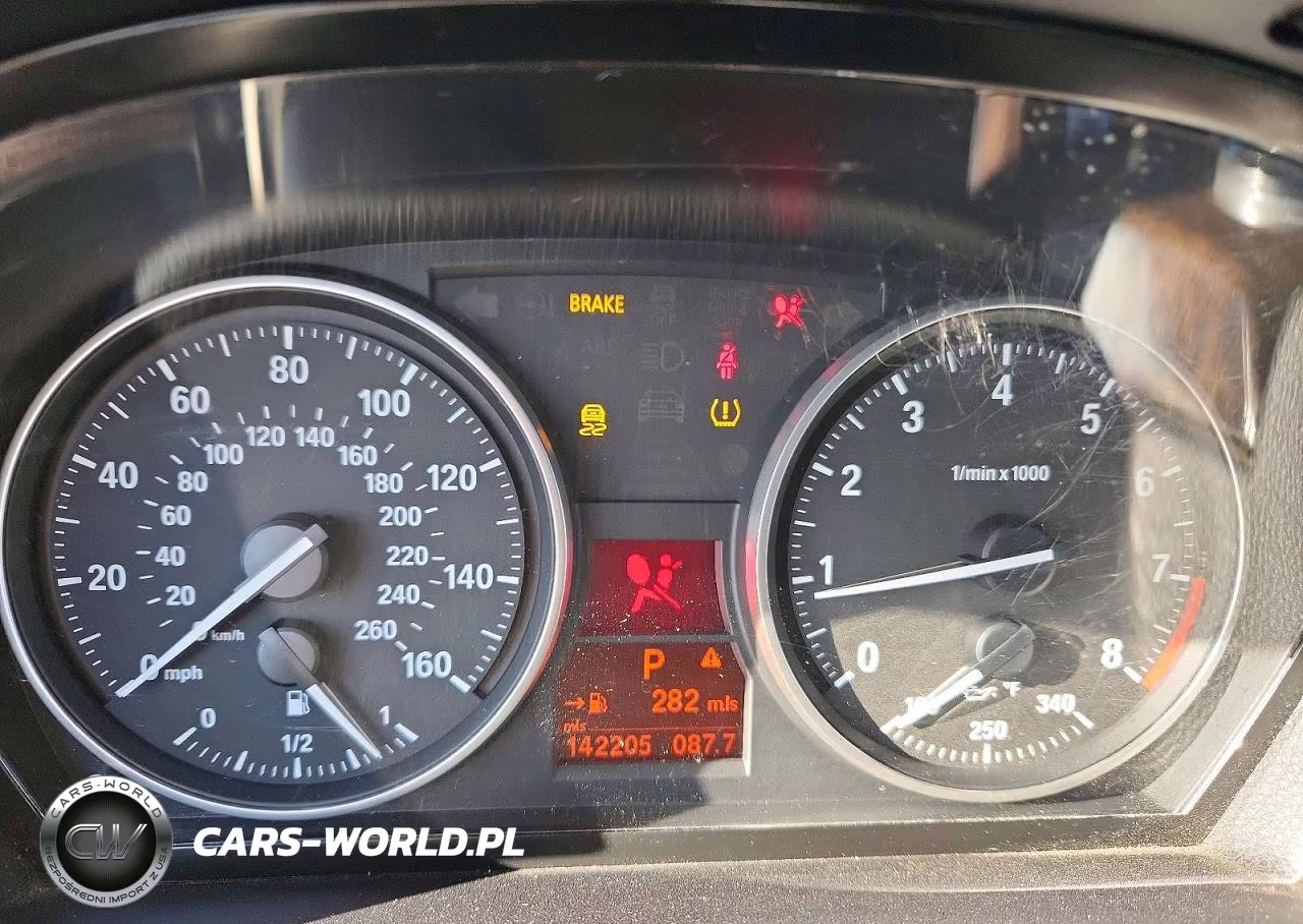 2013 BMW 328 I VIN:WBADW3C56DJ527739 - 9
