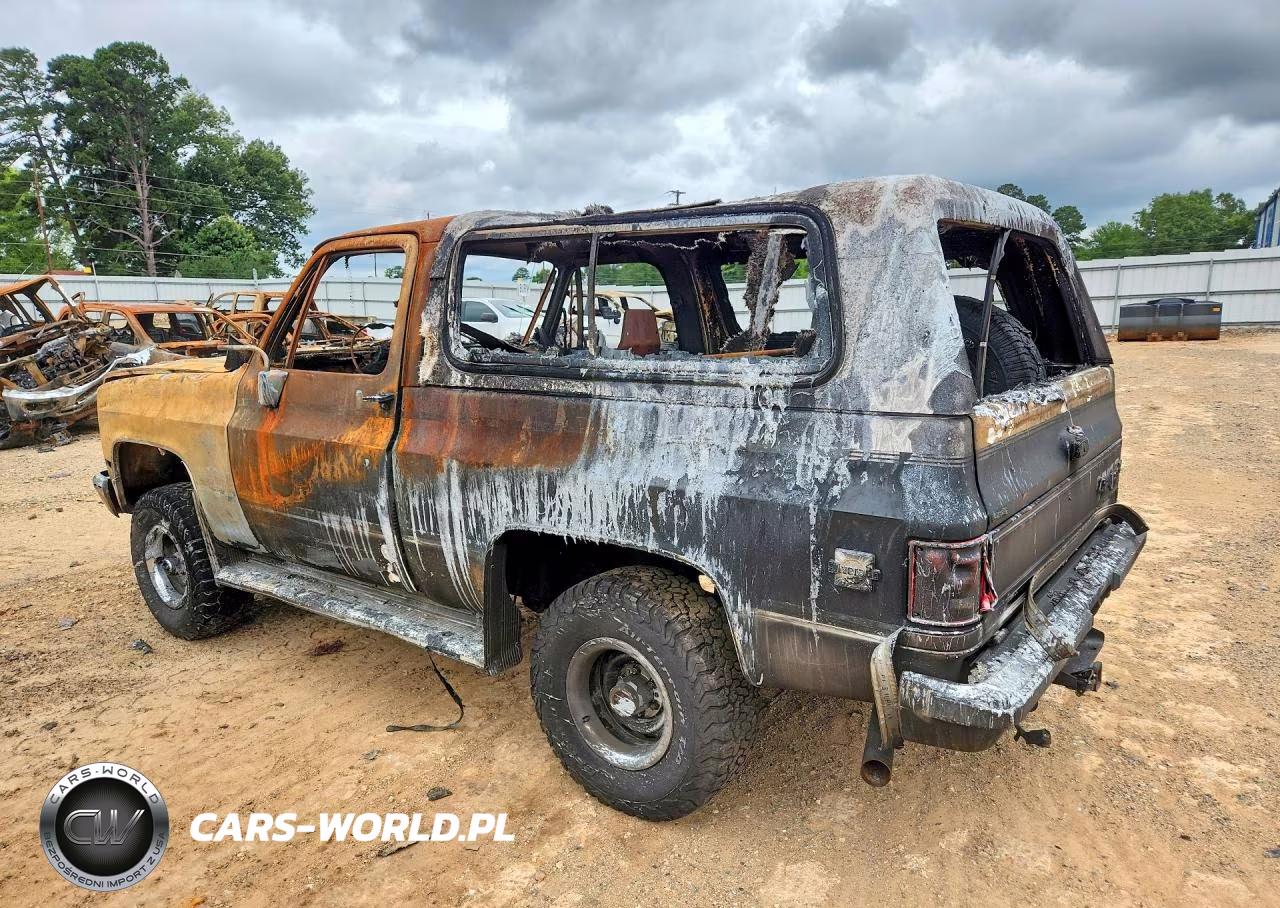 1988 Chevrolet Blazer V10 VIN:1GNEV18K8JF133758 - 2