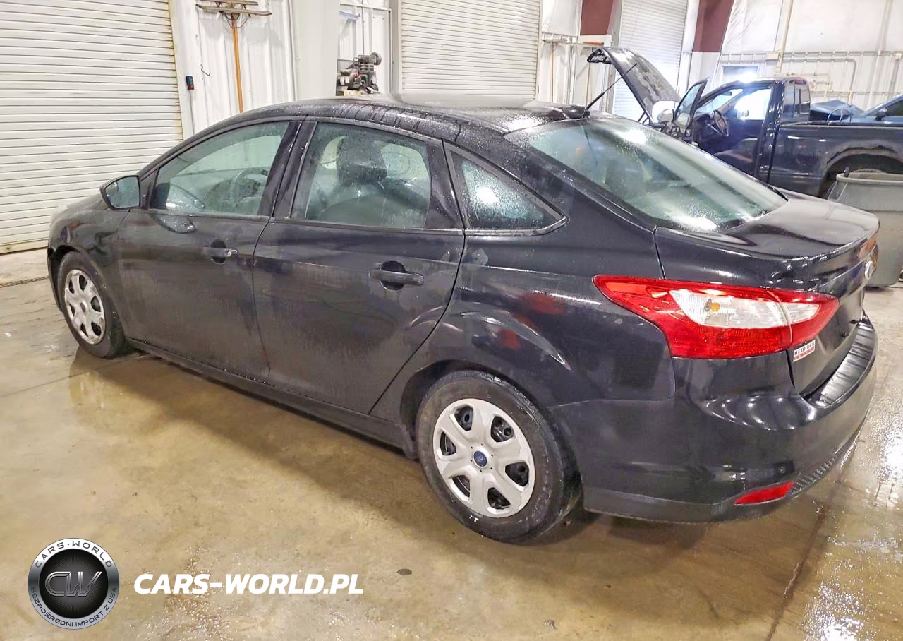 2014 Ford Focus S VIN:1FADP3E27EL330707 - 2