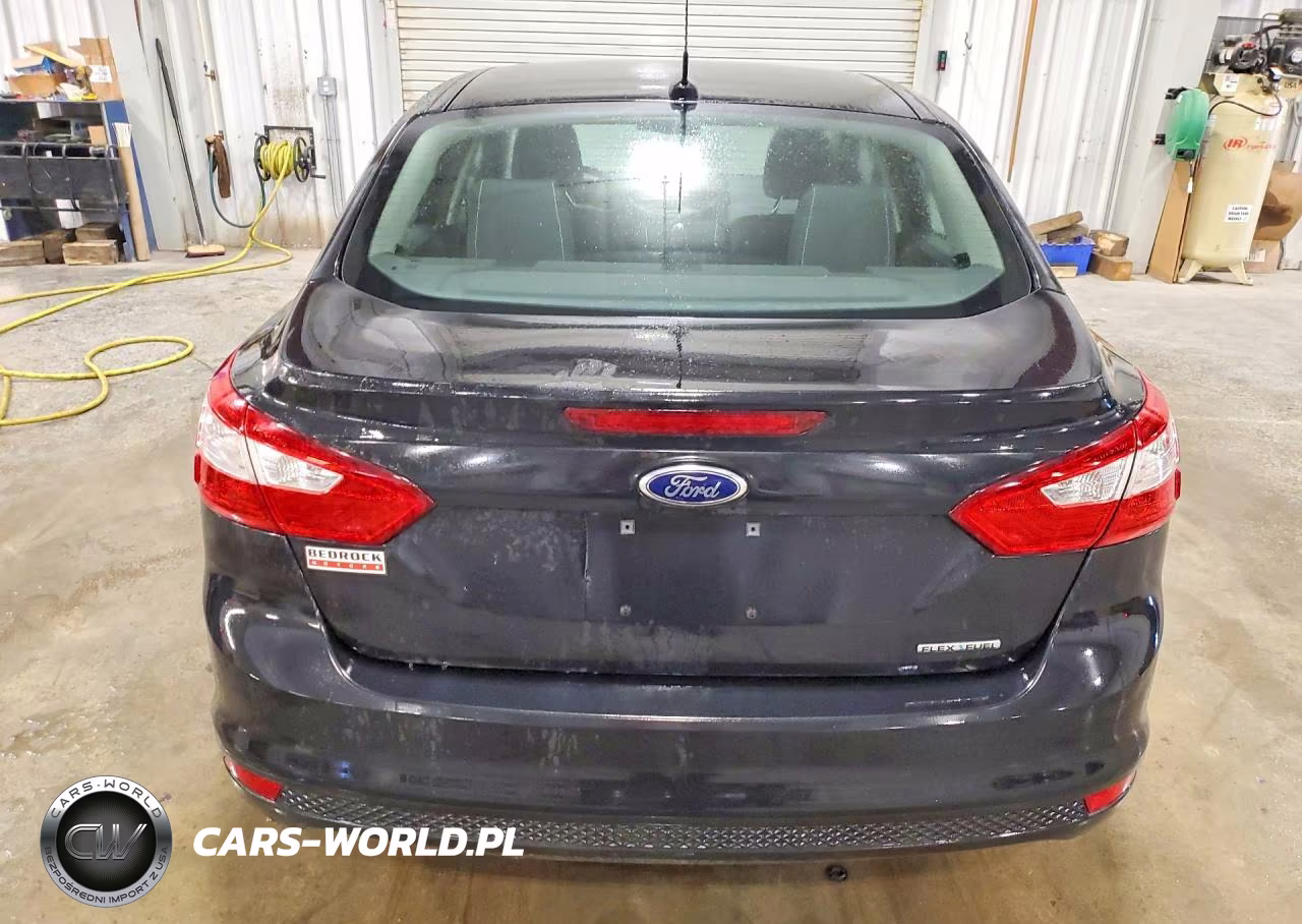 2014 Ford Focus S VIN:1FADP3E27EL330707 - 6