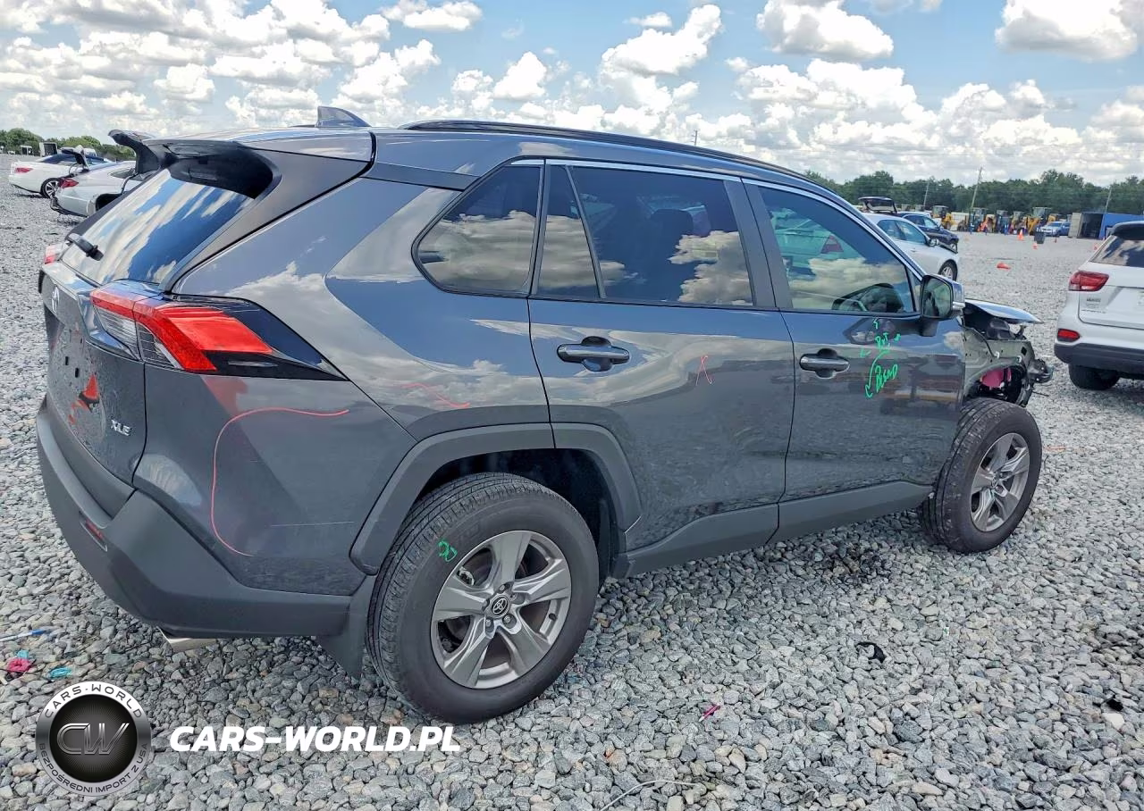 2025 Toyota Rav4 Xle VIN:2T3W1RFV0SC365390 - 3