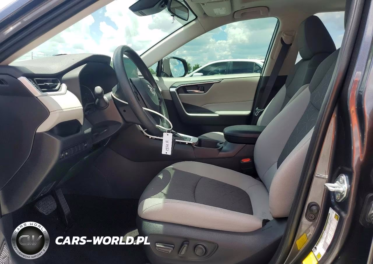 2025 Toyota Rav4 Xle VIN:2T3W1RFV0SC365390 - 7