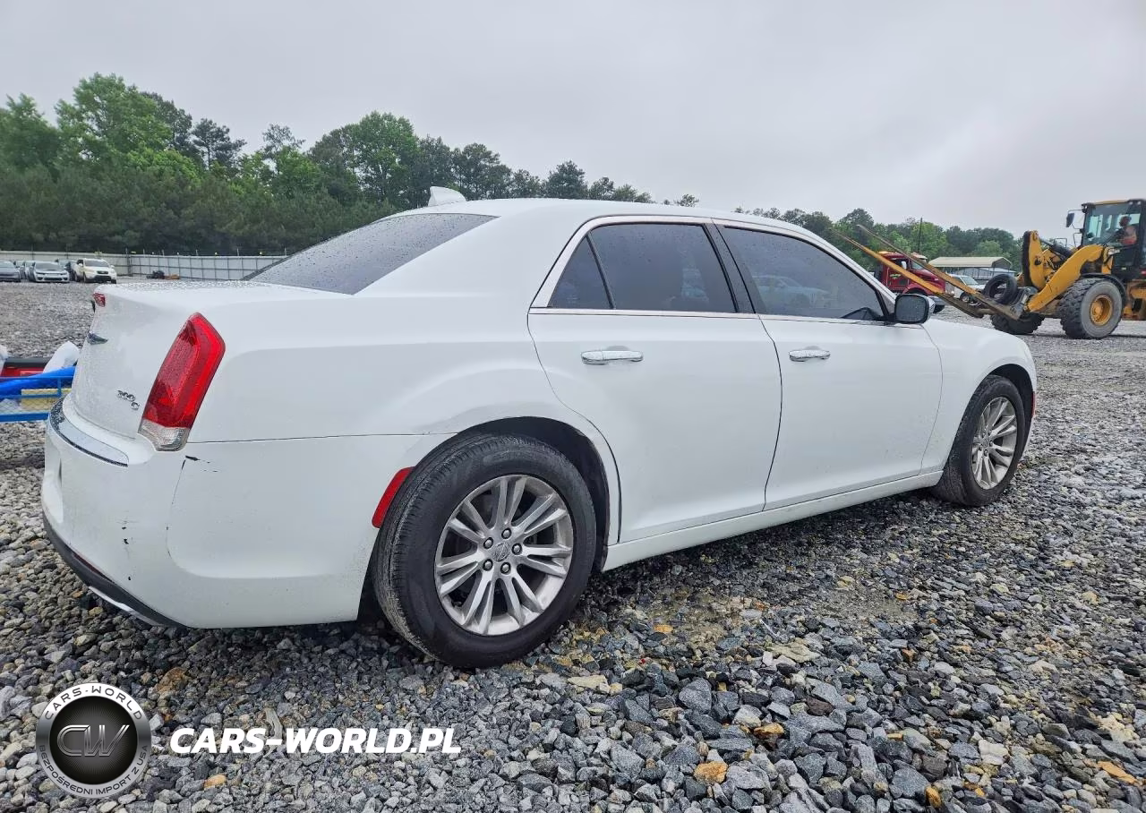 2016 Chrysler 300C VIN:2C3CCAEG7GH147748 - 3