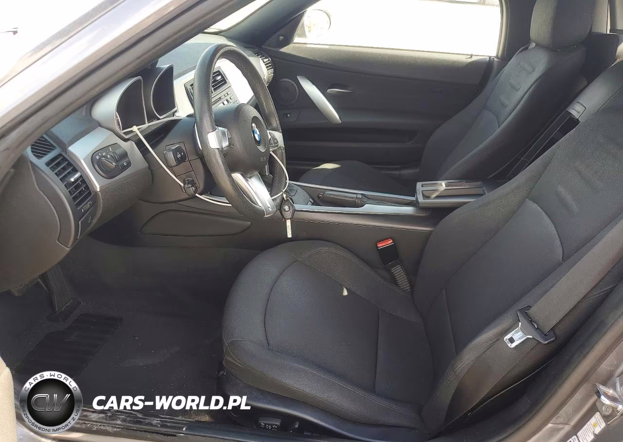 2008 BMW Z4 VIN:4USBU33508LW74448 - 7