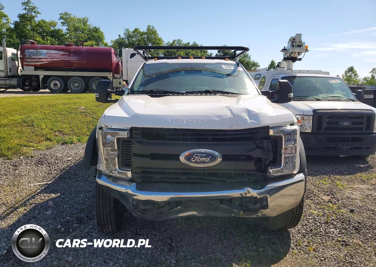 2019 Ford F550 Super Duty VIN:1FDUF5HT3KEF85427 - 5
