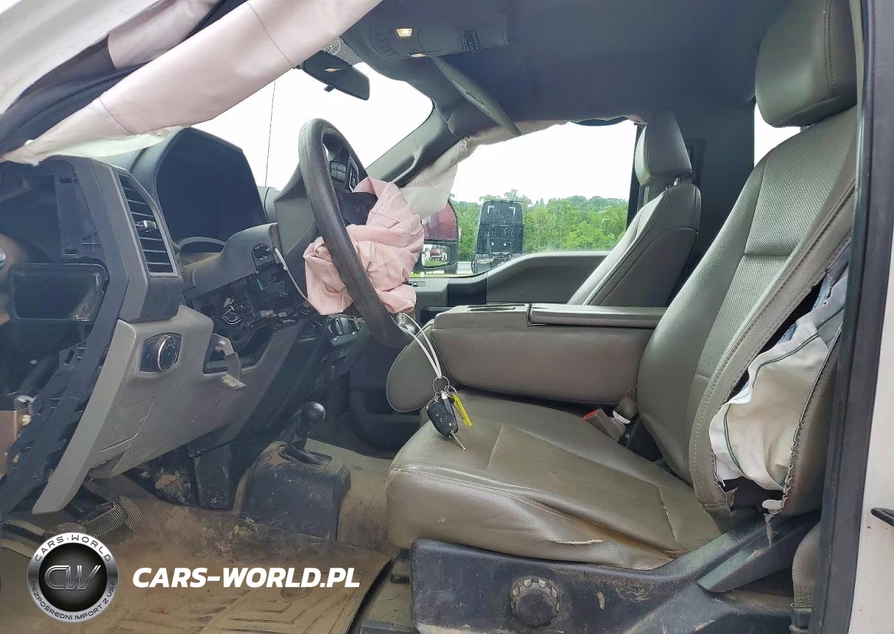 2019 Ford F550 Super Duty VIN:1FDUF5HT3KEF85427 - 7