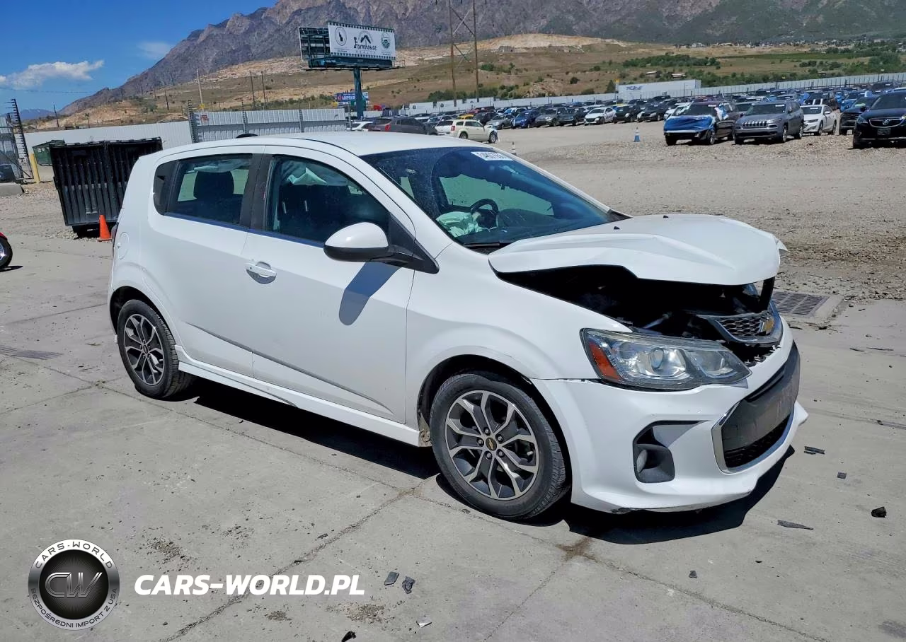 2017 Chevrolet Sonic Lt VIN:1G1JD6SHXH4161757 - 4