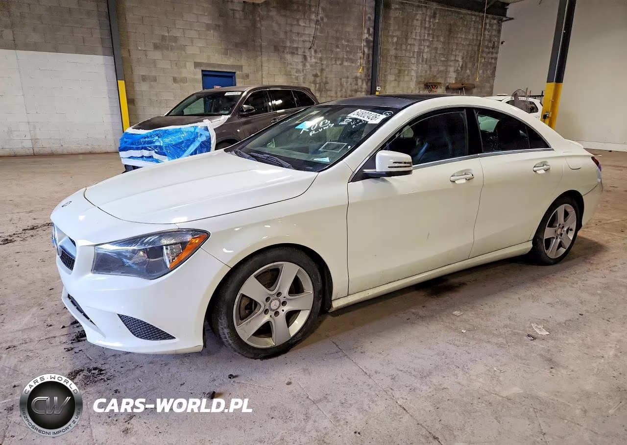 2015 Mercedes-Benz Cla 250 4Matic – zdjęcie 1 z 12