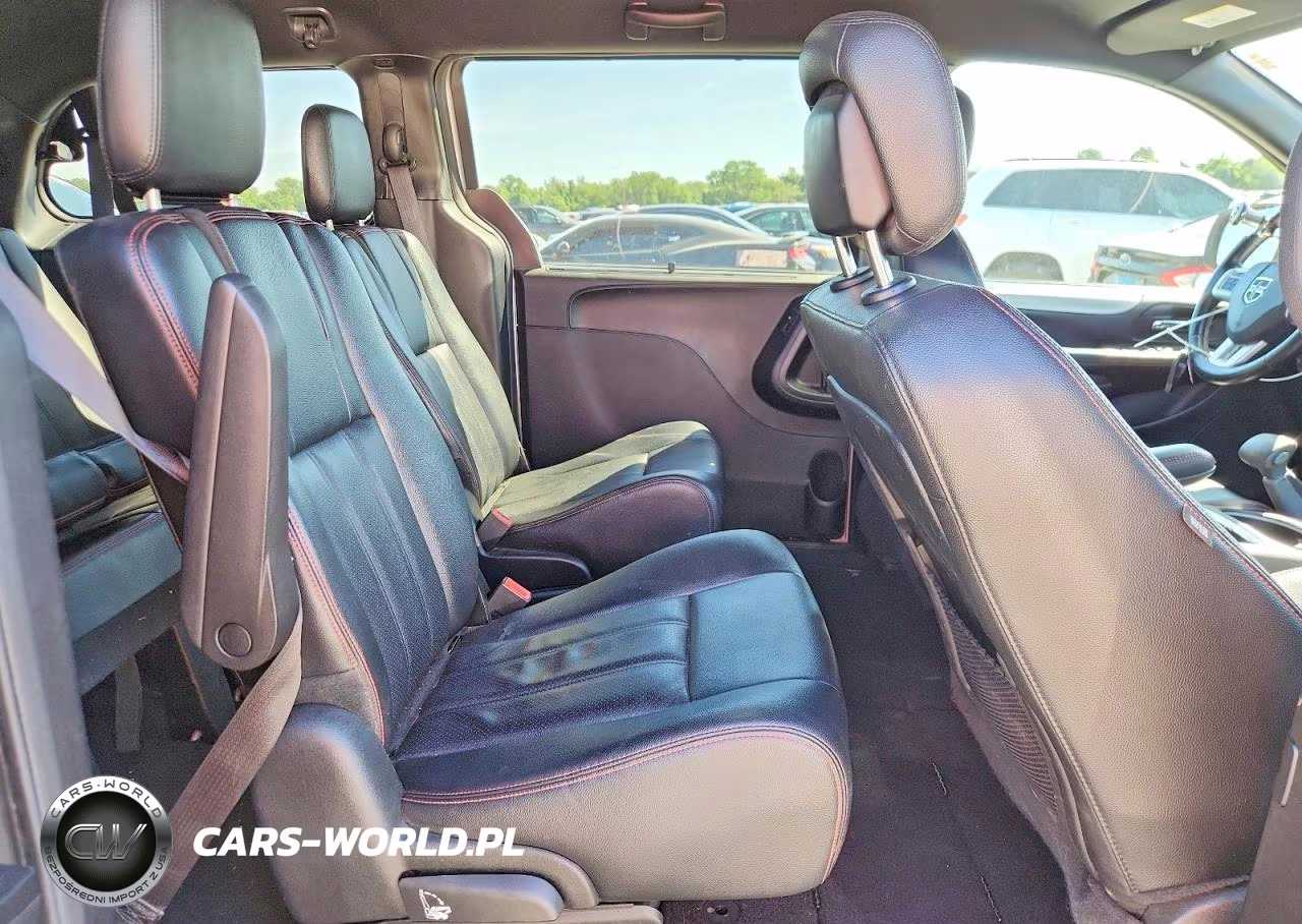 2018 Dodge Grand Caravan Gt VIN:2C4RDGEG8JR255724 - 11