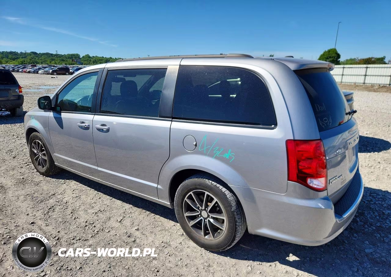 2018 Dodge Grand Caravan Gt VIN:2C4RDGEG8JR255724 - 2