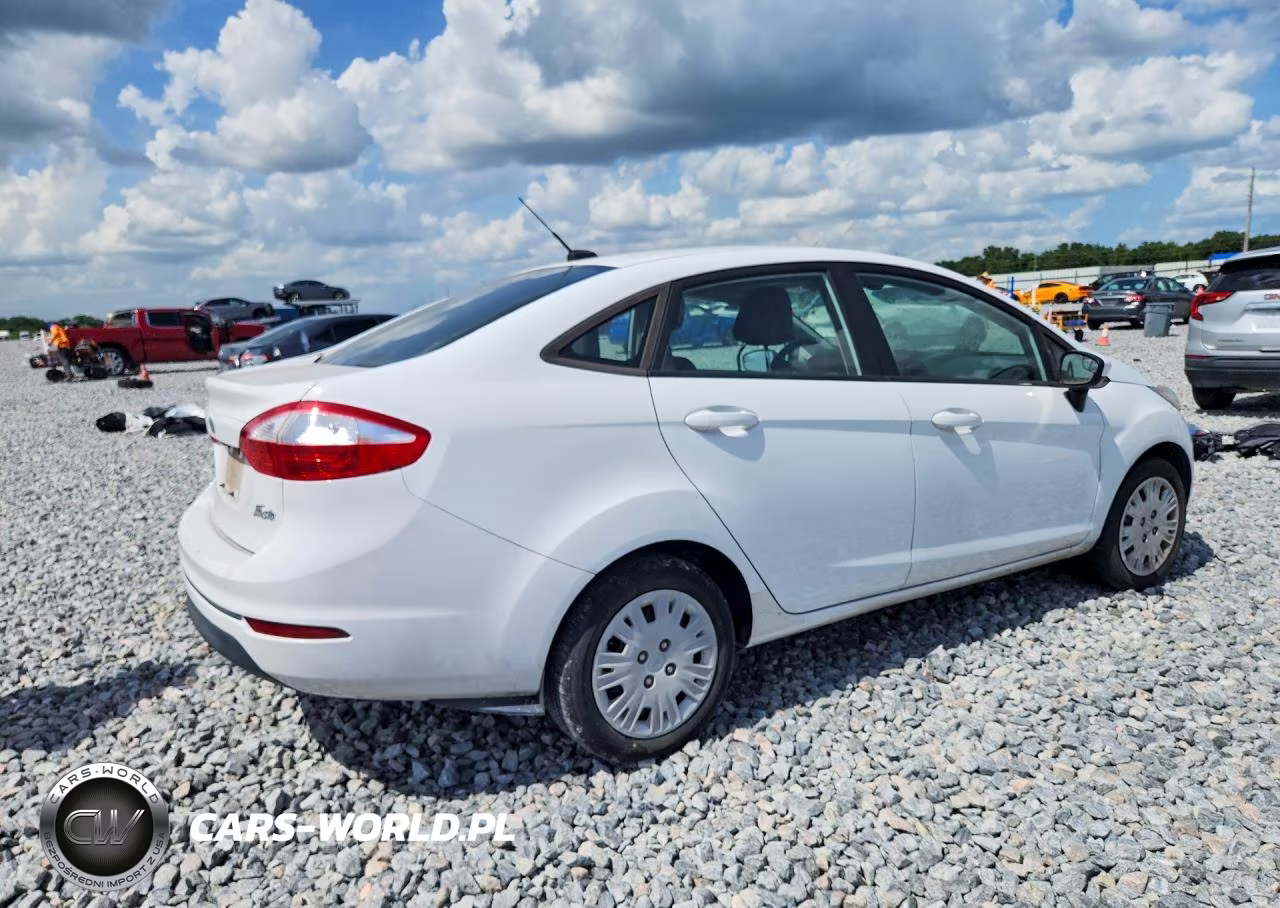 2018 Ford Fiesta S VIN:3FADP4AJ6JM111538 - 3
