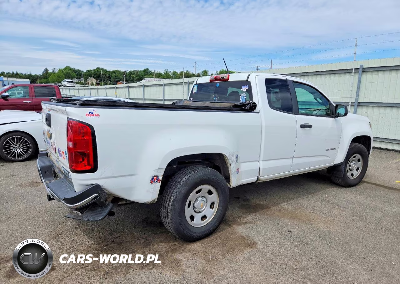 2015 Chevrolet Colorado VIN:1GCHSAE39F1252144 - 3