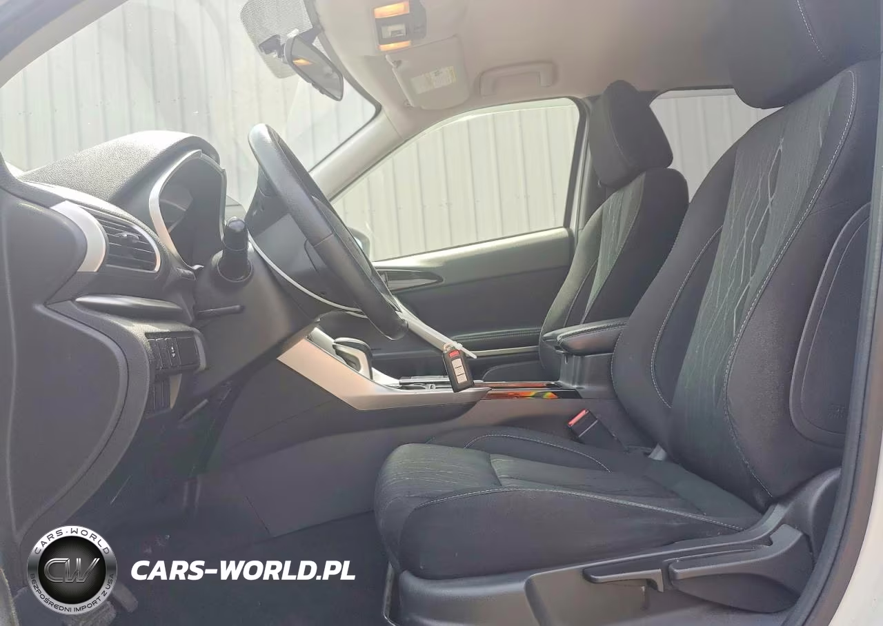 2018 Mitsubishi Eclipse Cross Se VIN:JA4AT5AAXJZ038486 - 7