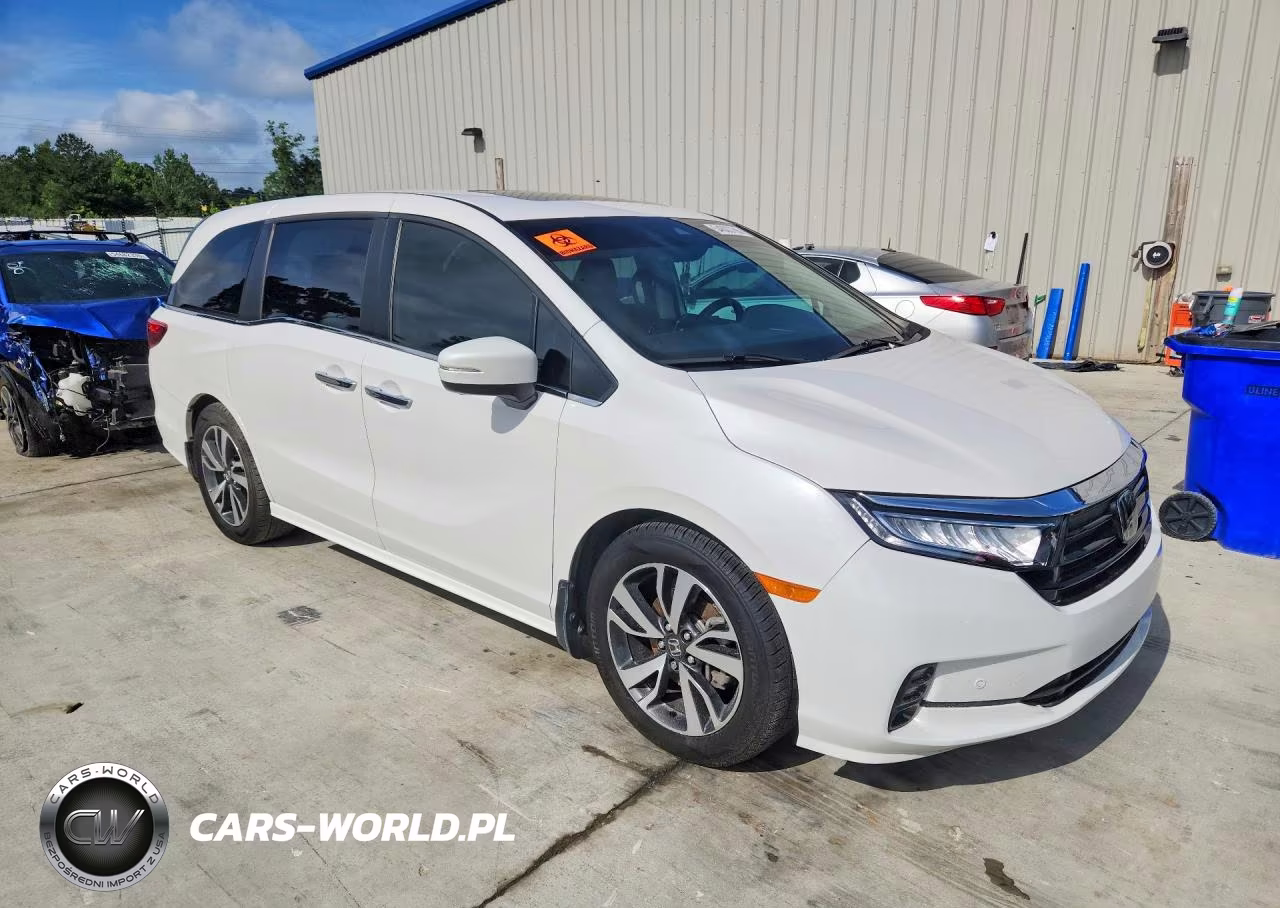2023 Honda Odyssey Touring VIN:5FNRL6H81PB050400 - 4