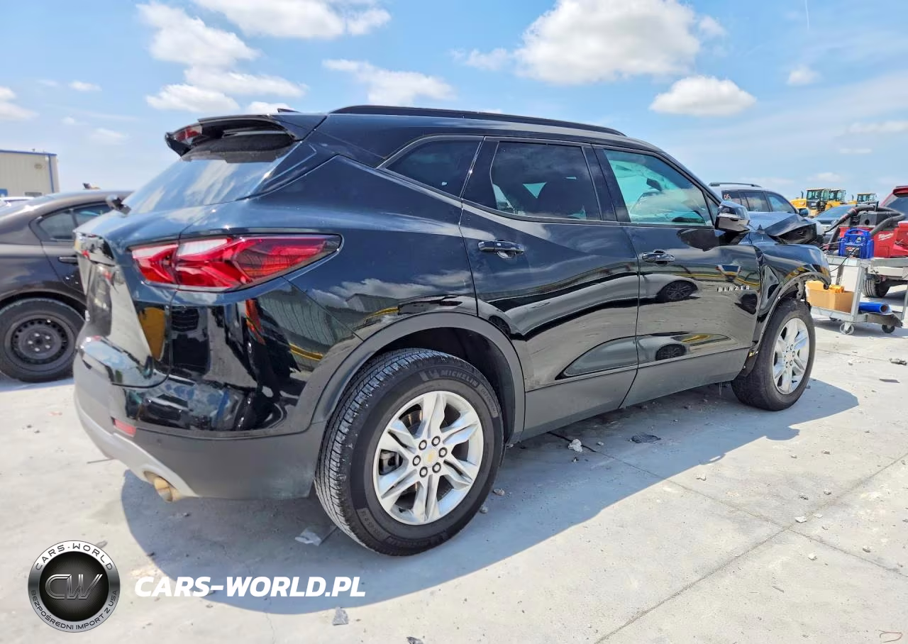 2022 Chevrolet Blazer 2Lt VIN:3GNKBCR40NS198645 - 3