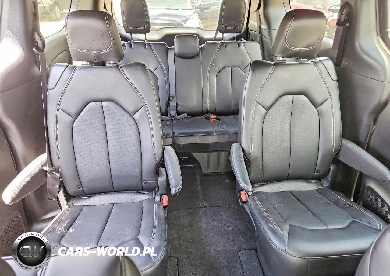 2025 Chrysler Voyager Lx VIN:2C4RC1CG0SR587872 - 10