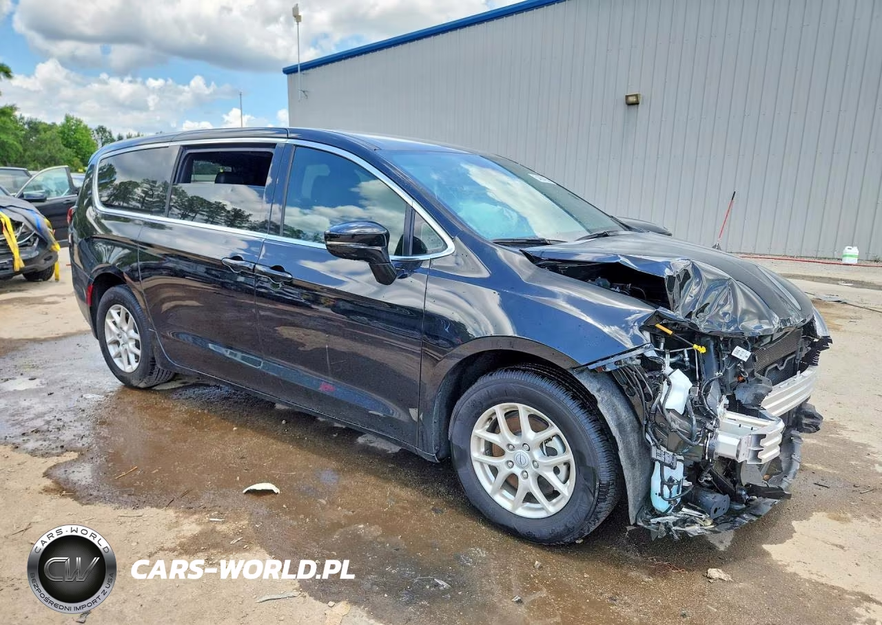 2025 Chrysler Voyager Lx VIN:2C4RC1CG0SR587872 - 4