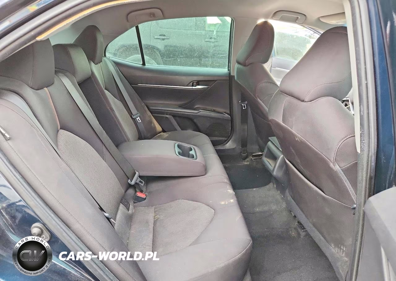 2020 Toyota Camry Le VIN:4T1C11AK7LU907885 - 10