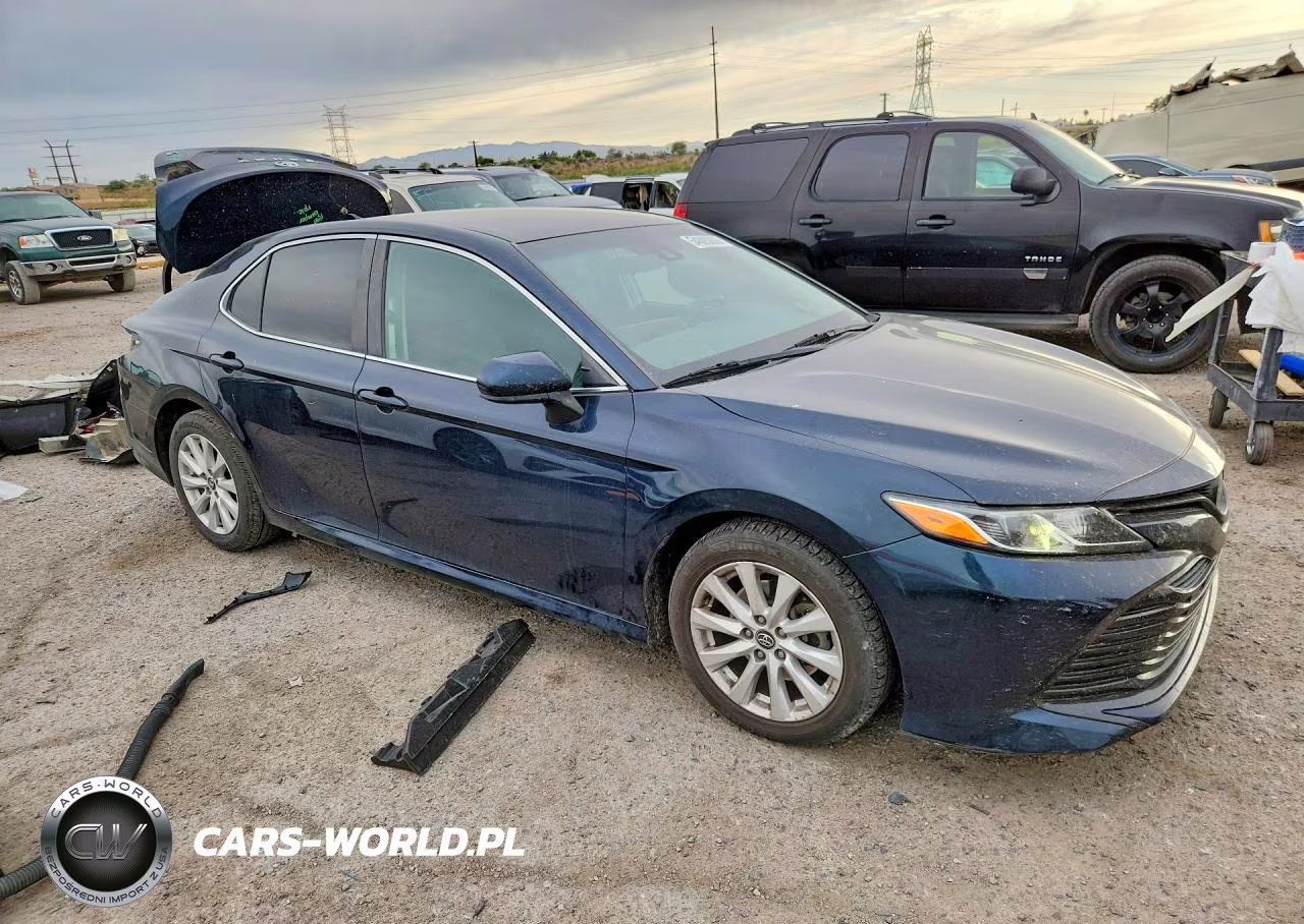 2020 Toyota Camry Le VIN:4T1C11AK7LU907885 - 4
