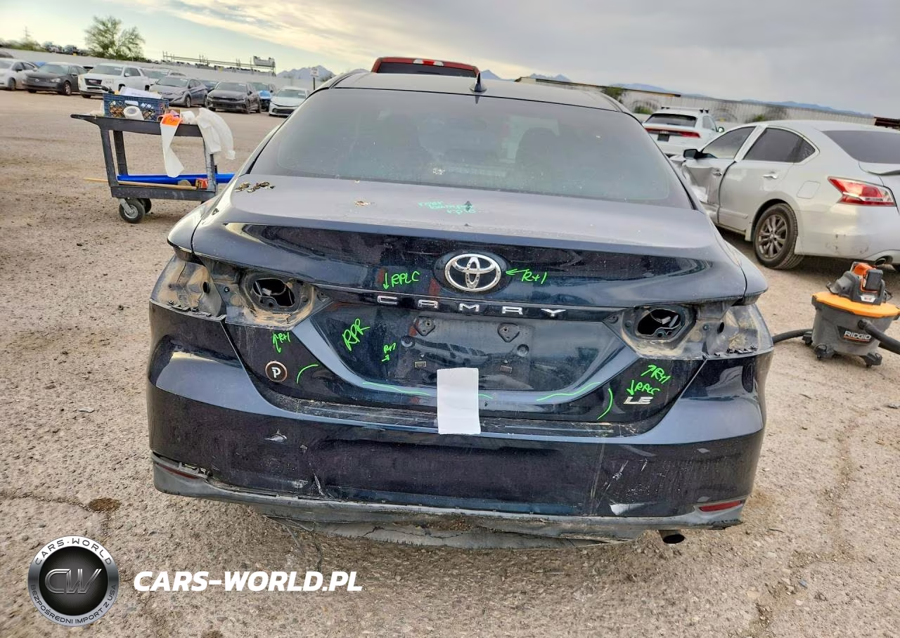 2020 Toyota Camry Le VIN:4T1C11AK7LU907885 - 6