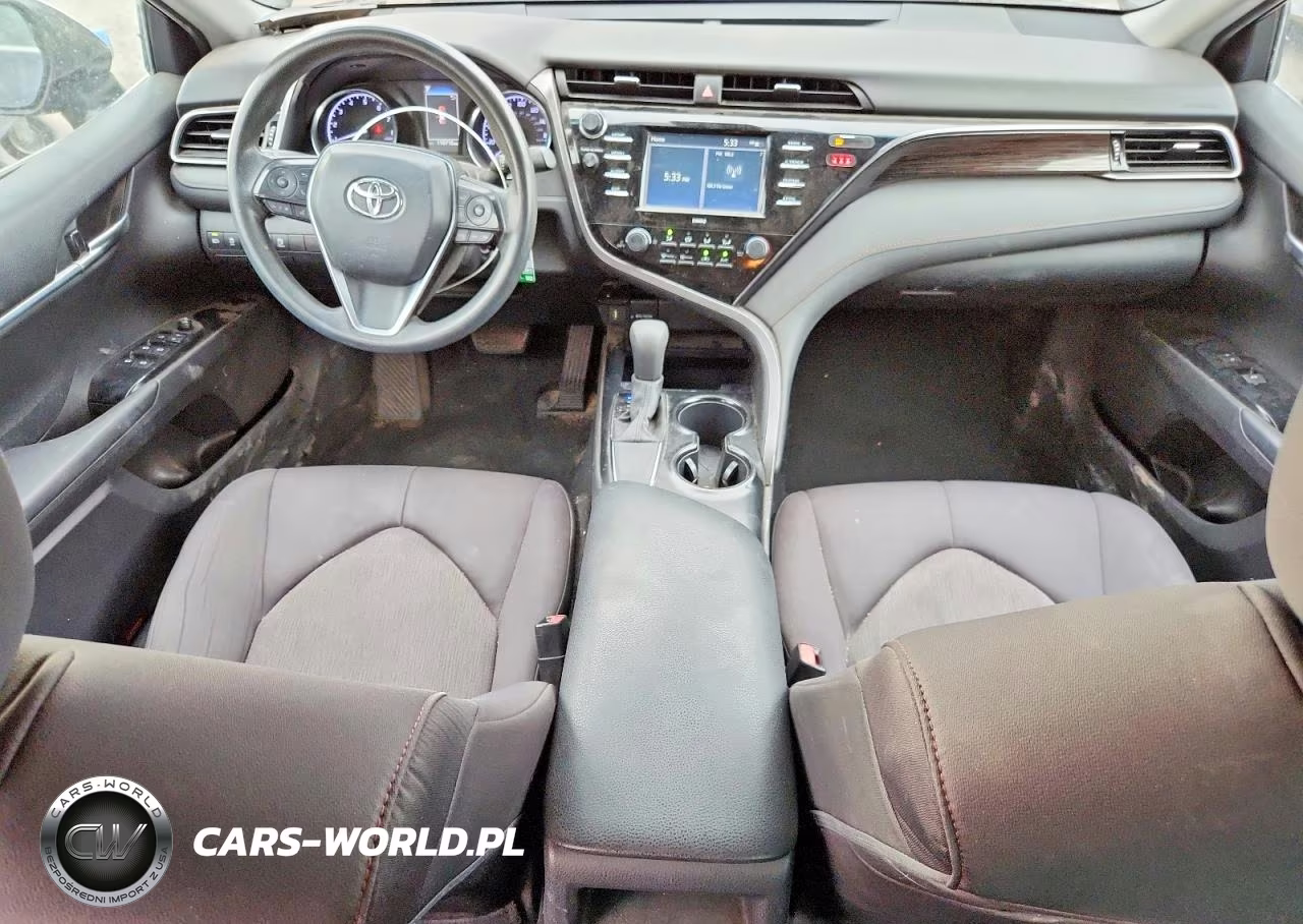 2020 Toyota Camry Le VIN:4T1C11AK7LU907885 - 8