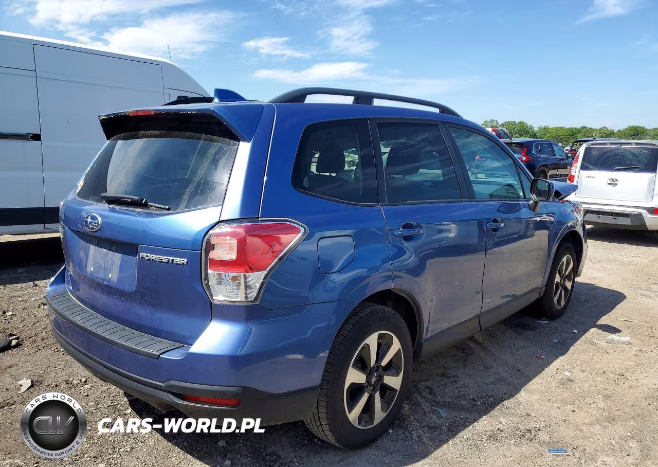 2018 Subaru Forester 2.5I Premium VIN:JF2SJAEC7JH475079 - 3