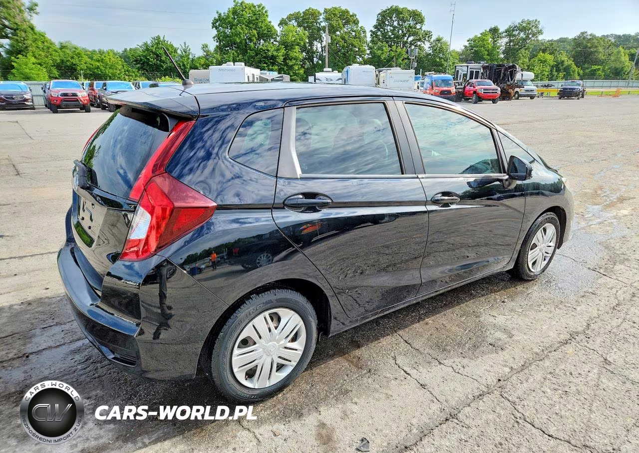 2019 Honda Fit Lx VIN:3HGGK5H48KM726428 - 3