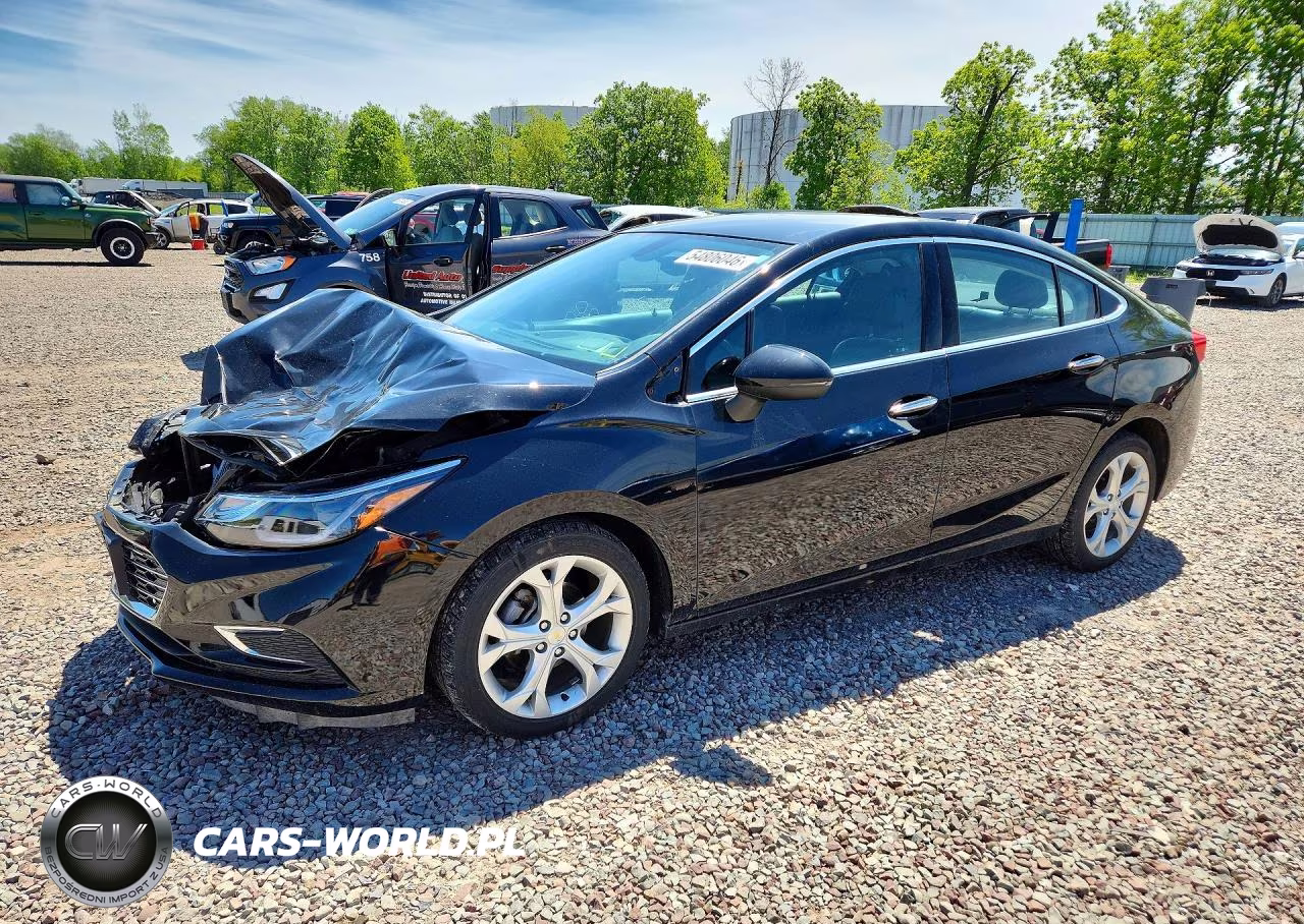 2017 Chevrolet Cruze Premier – zdjęcie 1 z 12