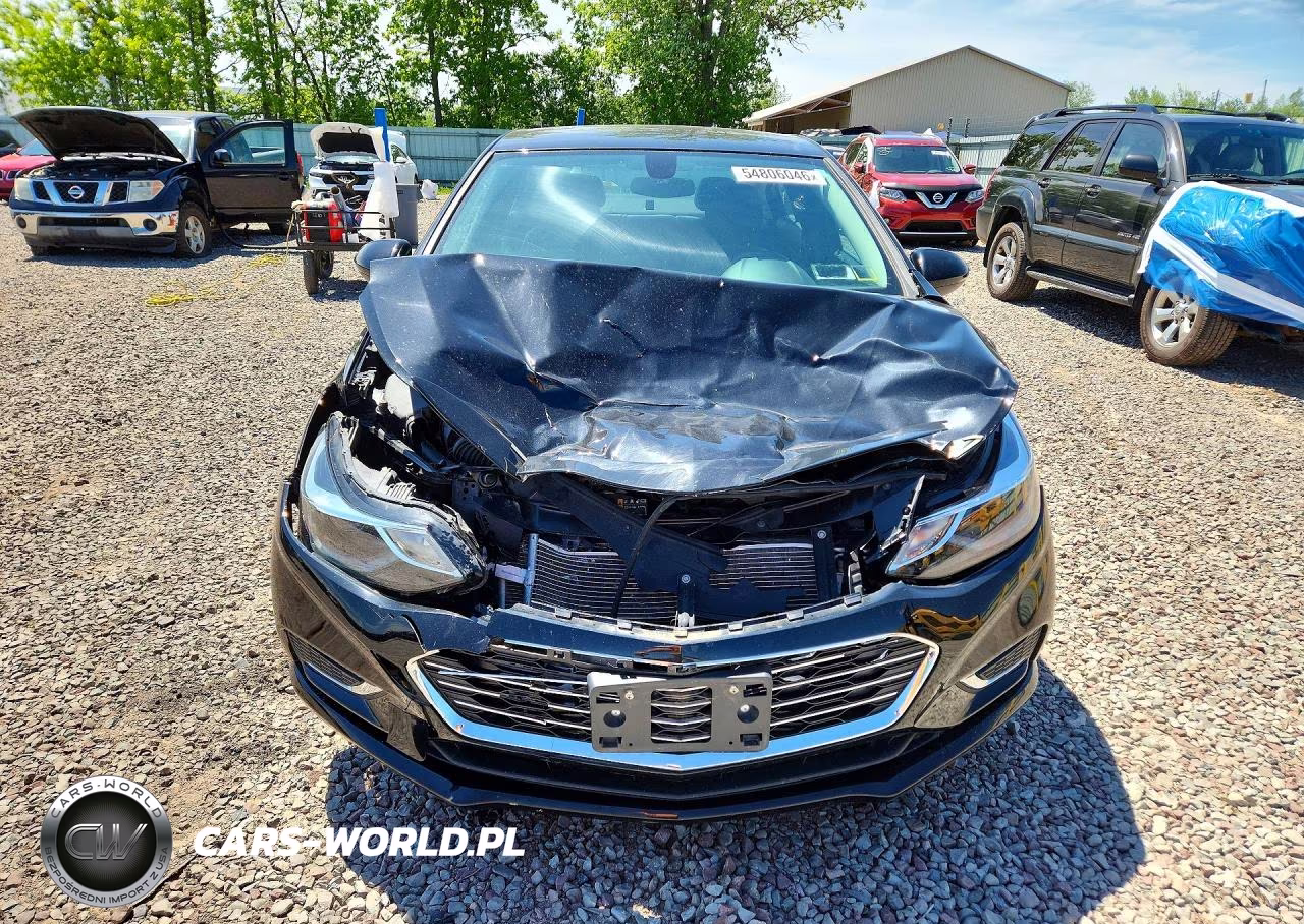 2017 Chevrolet Cruze Premier VIN:1G1BF5SM2H7111522 - 5