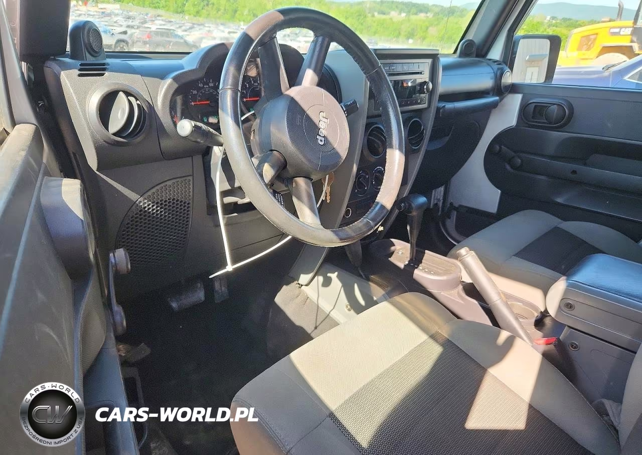 2009 Jeep Wrangler X VIN:1J4FA24159L718087 - 8