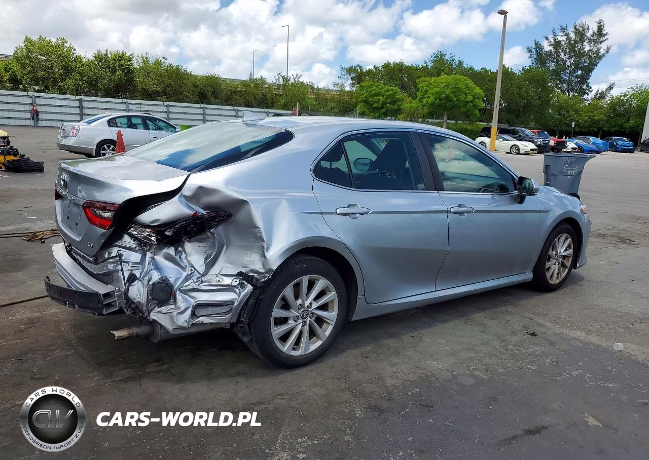 2024 Toyota Camry Le VIN:4T1R11AK5RU874792 - 3
